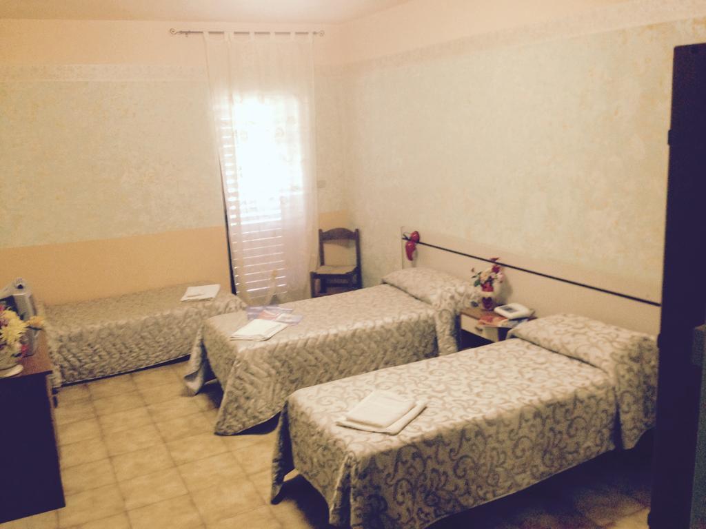 Hotel Menta & Rosmarino Monte Sant'Angelo Ngoại thất bức ảnh